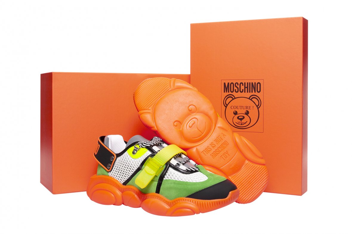 moschino fluo